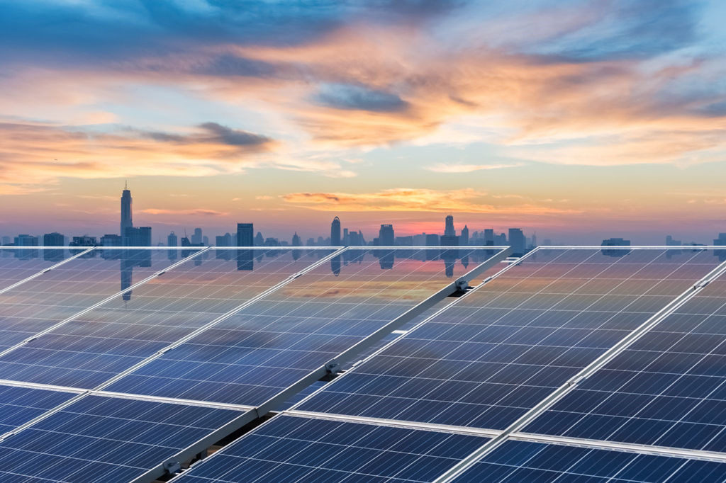 pression mondiale en faveur de projets de production d'énergie photovoltaïque pour aider à atteindre la "neutralité carbone"
